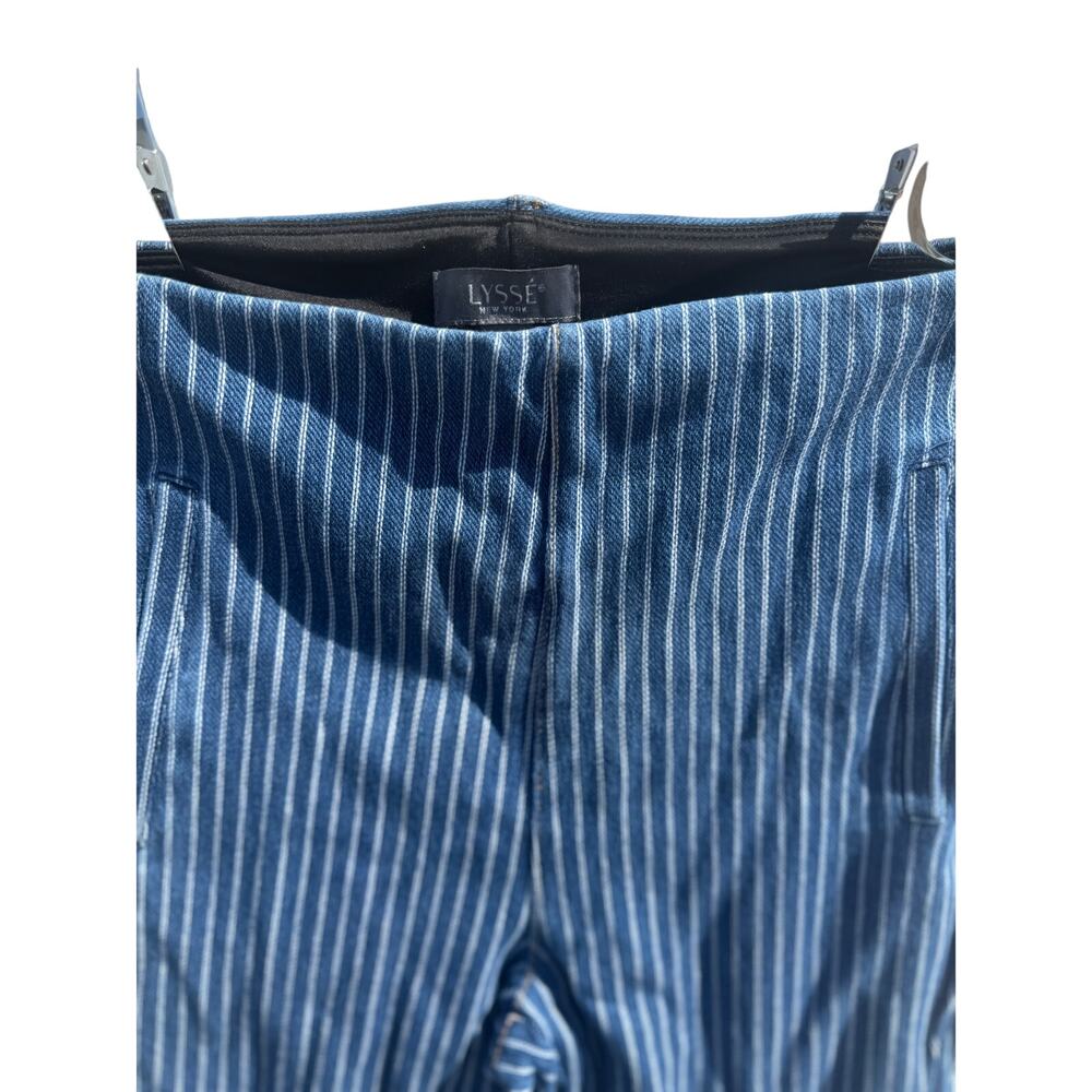 Lysse Womens Sz M pull on Straight Leg raw hem Denim blue Pants CONTROL TOP - Picture 2 of 6
